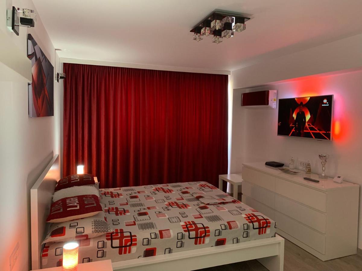 Mery Apartment Galaţi Buitenkant foto