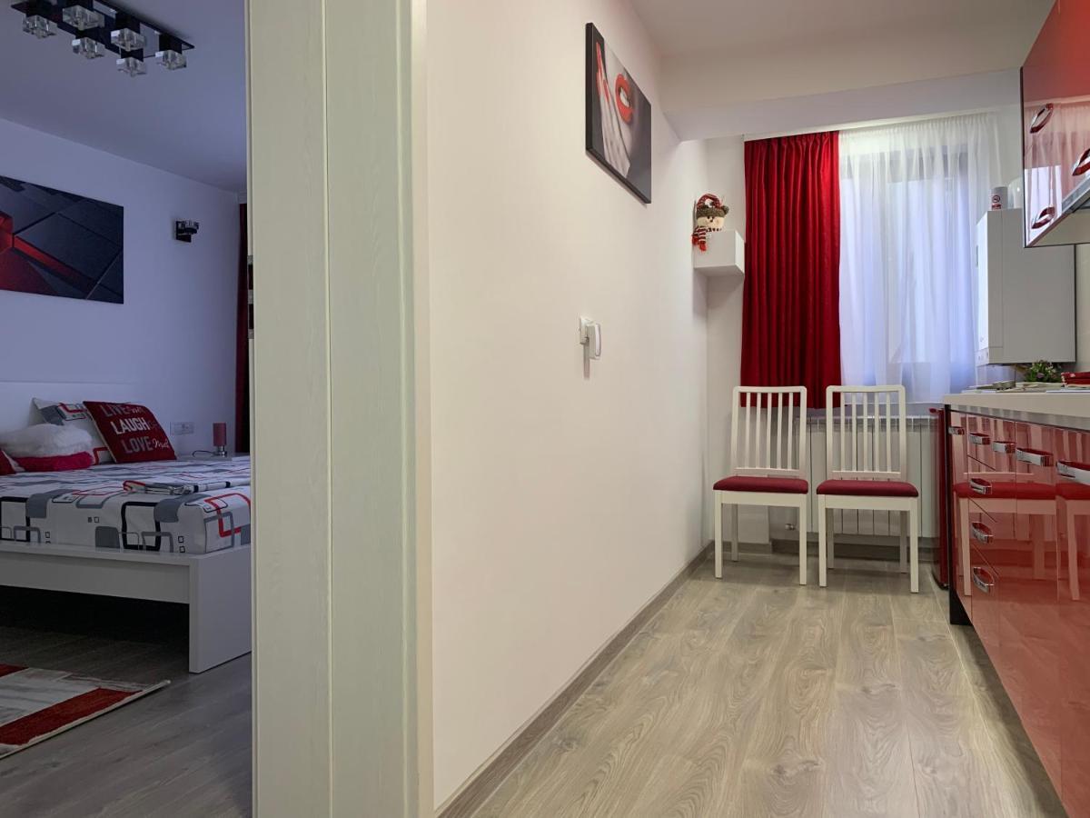 Mery Apartment Galaţi Buitenkant foto